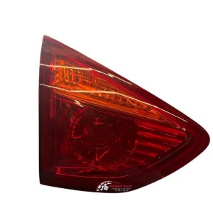 چراغ خطر عقب روی صندوق چپ جک S3